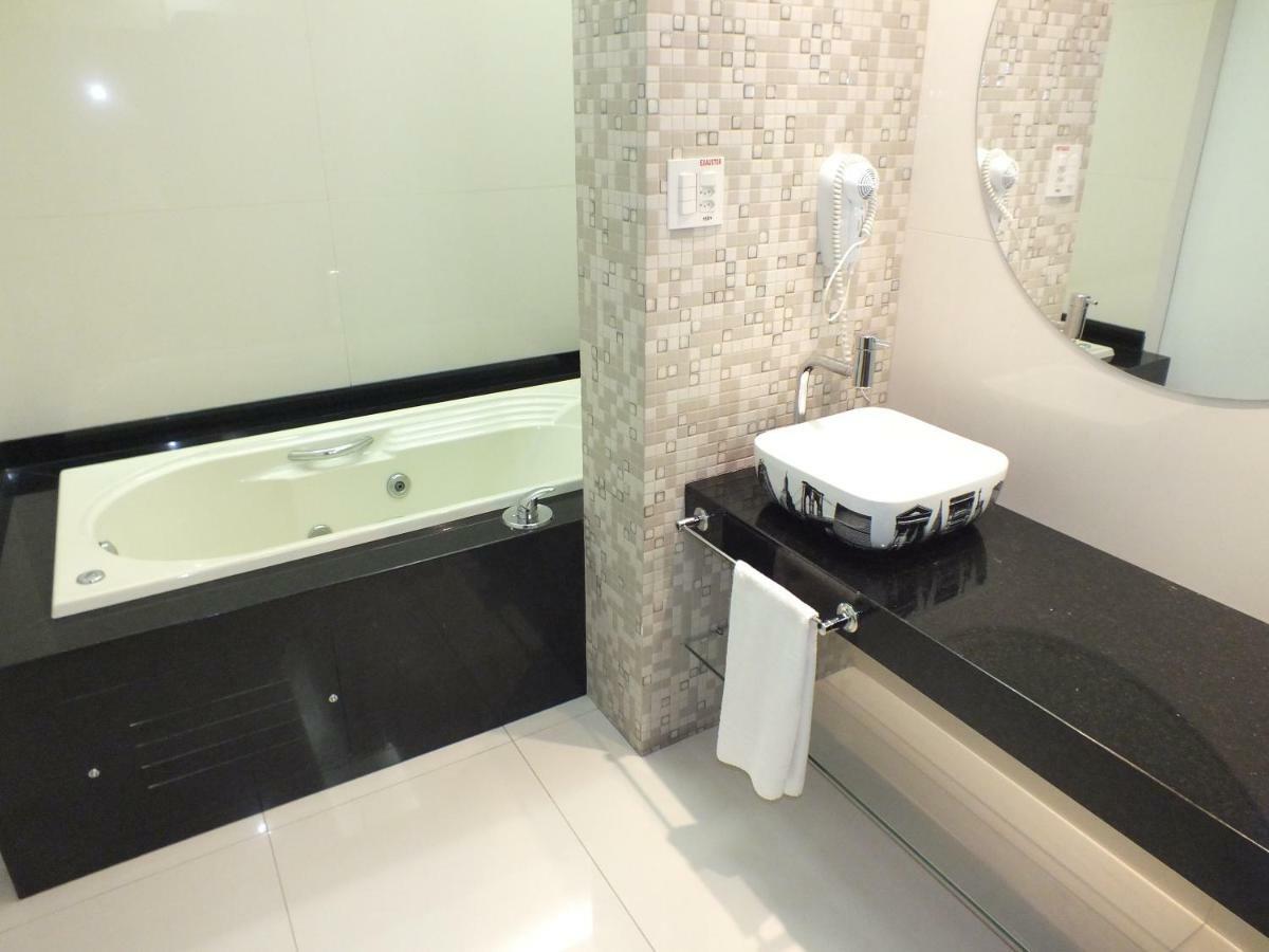 Jb Palace 3*